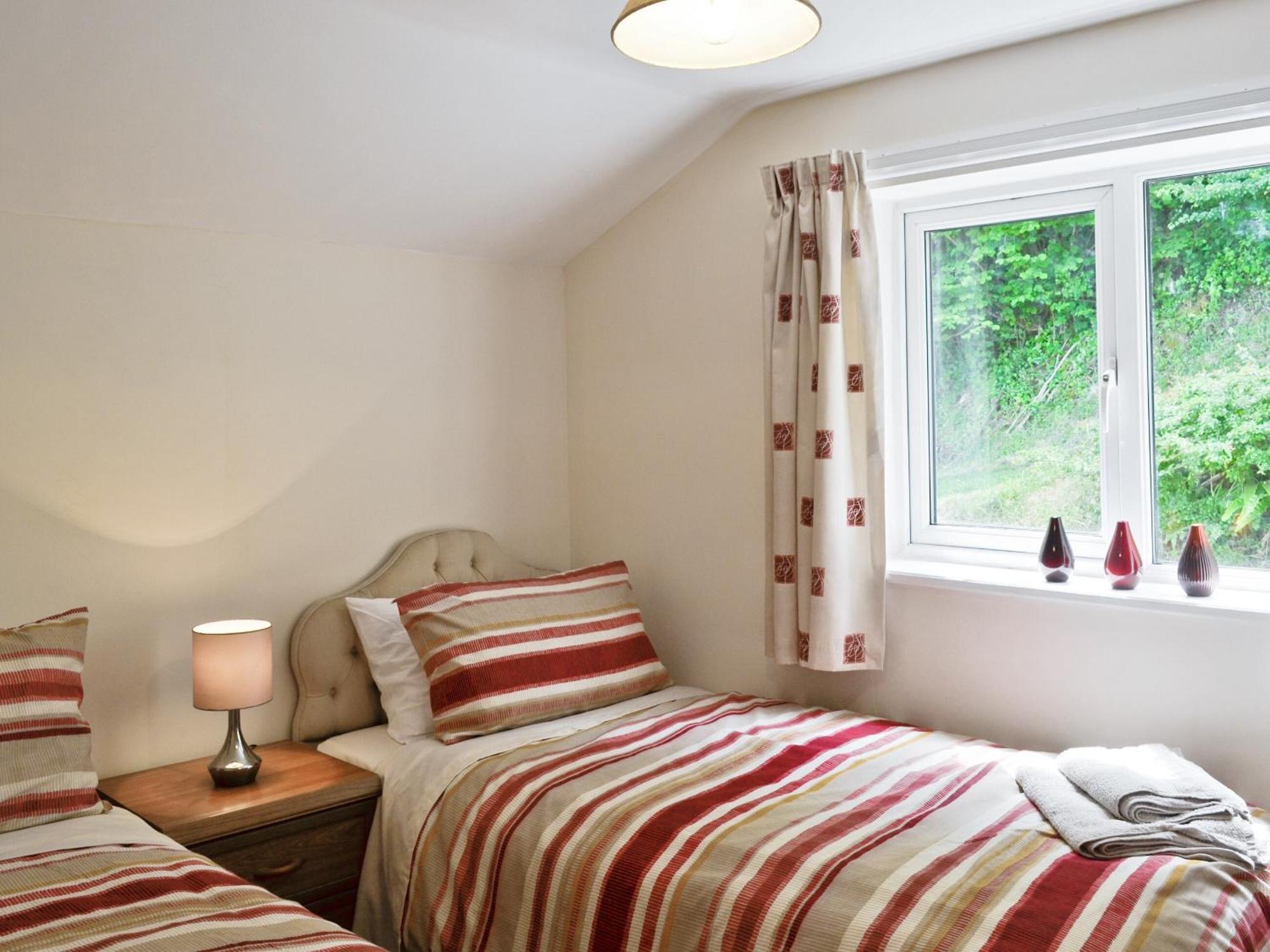 Thornhill Villa Whitchurch  Dış mekan fotoğraf